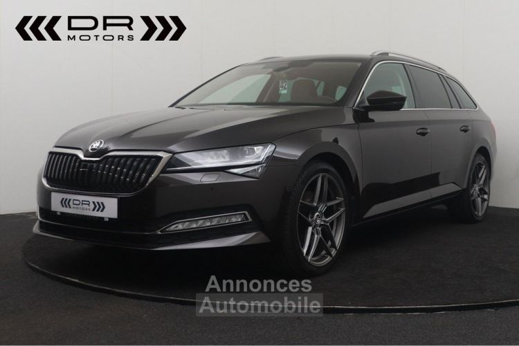 Skoda Superb COMBI 1.6CRTDI DSG7 LEDER - NAVI APPLE CARPLAY/ANDROID LED - <small></small> 18.995 € <small>TTC</small> - #1