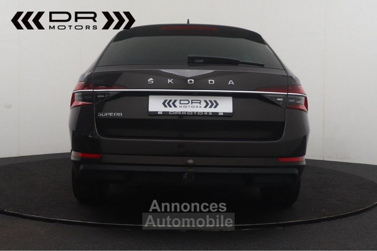 Skoda Superb COMBI 1.6CRTDI DSG7 LEDER - NAVI APPLE CARPLAY/ANDROID LED - <small></small> 18.995 € <small>TTC</small> - #3