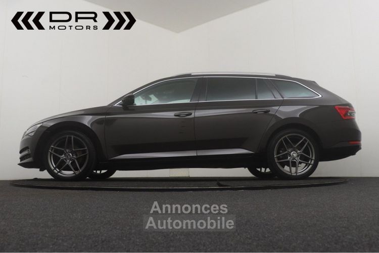 Skoda Superb COMBI 1.6CRTDI DSG7 LEDER - NAVI APPLE CARPLAY/ANDROID LED - <small></small> 18.995 € <small>TTC</small> - #9