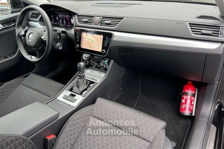 Skoda Superb Combi 2.0 TDI DSG Alu19-Cam-Led-Gps - <small></small> 32.500 € <small>TTC</small> - #8