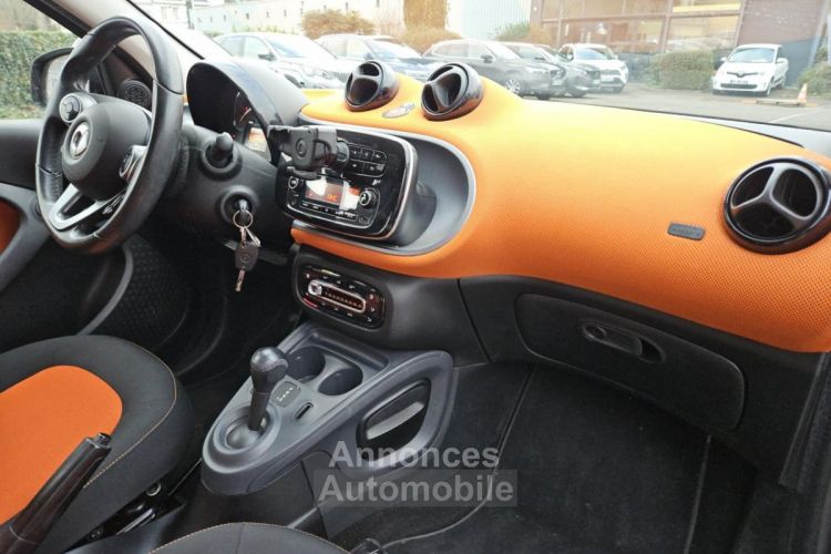 Smart Forfour 1.0 T 70 PASSION TWINAMIC BVA - <small></small> 9.990 € <small>TTC</small> - #24