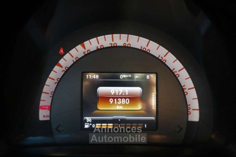 Smart Forfour 1.0i Passion CRUISE-MEDIA-TOMTOM-AIRCO-15-LED - <small></small> 7.990 € <small>TTC</small> - #15