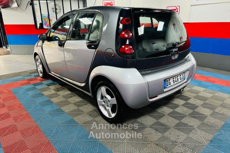 Smart Forfour 1.3 Passion Softouch BVA - <small></small> 4.999 € <small>TTC</small> - #4