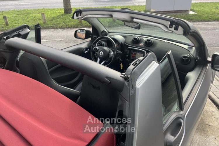 Smart Fortwo Cabrio 0.9i - 110 Brabus S&S - BV Twinamic Euro 6c  CABRIOLET II Brabus - <small></small> 21.950 € <small>TTC</small> - #9