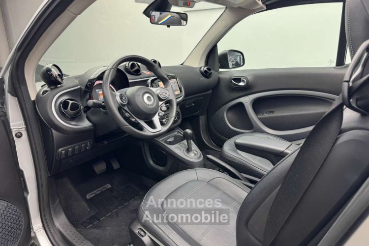 Smart Fortwo Cabrio Prime Auto 71Ch - <small></small> 16.500 € <small>TTC</small> - #9