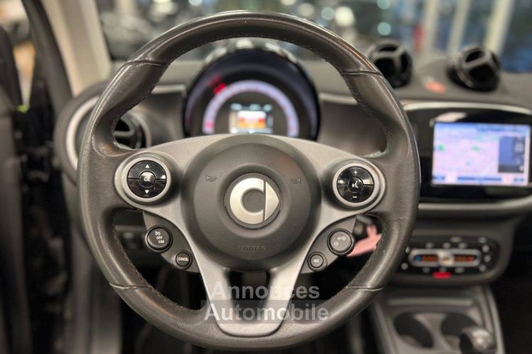 Smart Fortwo Cabriolet 0.9 TURBO BASIS PASSION - <small></small> 14.990 € <small>TTC</small> - #11