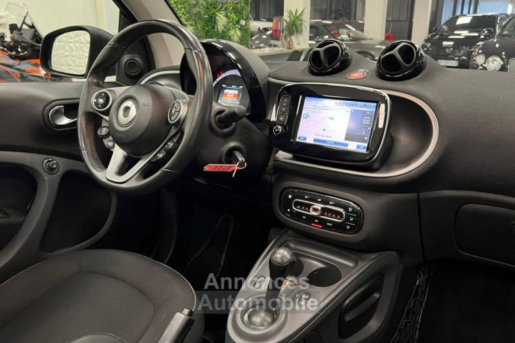 Smart Fortwo Cabriolet 0.9 TURBO BASIS PASSION - <small></small> 14.990 € <small>TTC</small> - #14