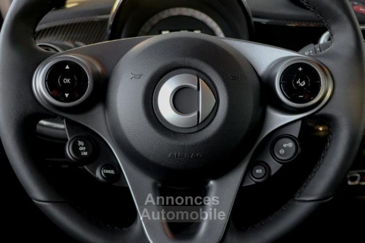 Smart Fortwo Cabriolet EQ 82ch prime - <small></small> 33.900 € <small>TTC</small> - #19