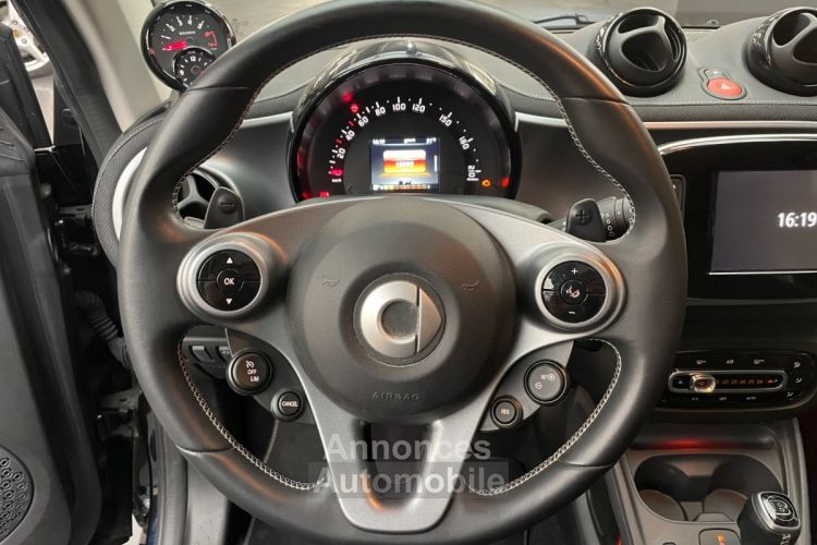 Smart Fortwo COUPE 0.9 109CV Brabus TWINAMIC - <small></small> 24.990 € <small>TTC</small> - #40