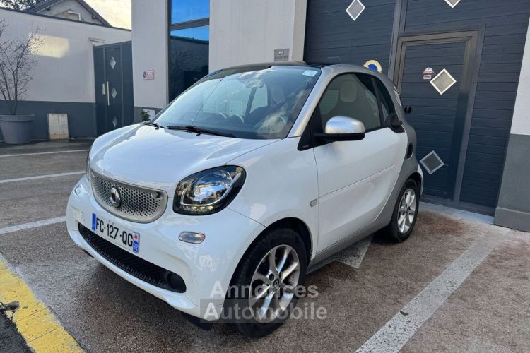 Smart Fortwo Coupe 90ch Passion Twinamic E6c Historique d'entretien Garantie 12 mois Toit panoramique 1ère main Crit'air 1 - <small></small> 13.490 € <small>TTC</small> - #2