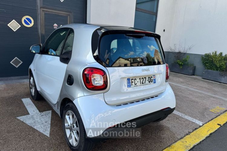 Smart Fortwo Coupe 90ch Passion Twinamic E6c Historique d'entretien Garantie 12 mois Toit panoramique 1ère main Crit'air 1 - <small></small> 13.490 € <small>TTC</small> - #3