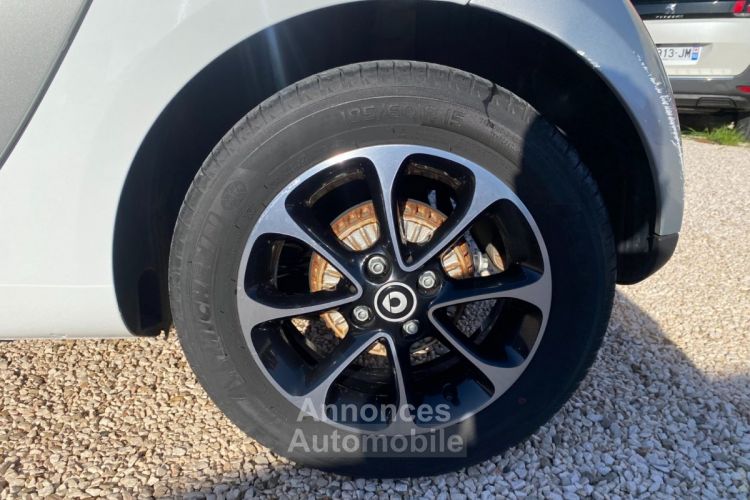 Smart Fortwo COUPE Base 66kW (453.344) DCT - <small></small> 13.990 € <small>TTC</small> - #20