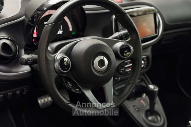 Smart Fortwo COUPE ELECTRIQUE 82CH BRABUS STYLE - <small></small> 12.990 € <small>TTC</small> - #12