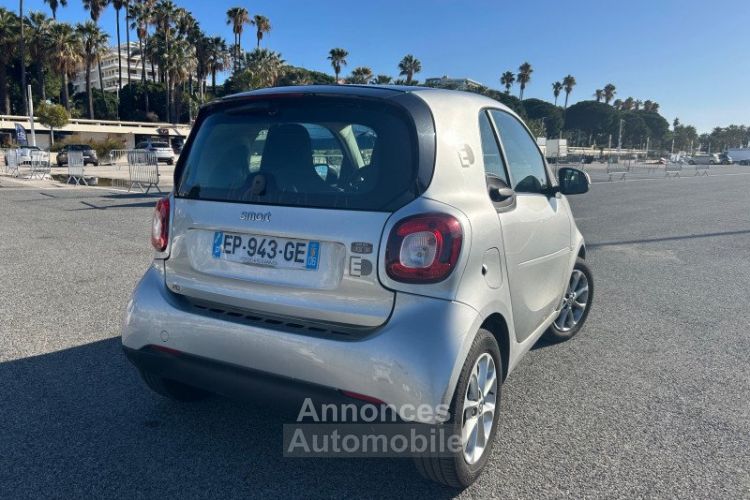 Smart Fortwo COUPE ELECTRIQUE 82CH PASSION - <small></small> 7.700 € <small>TTC</small> - #5