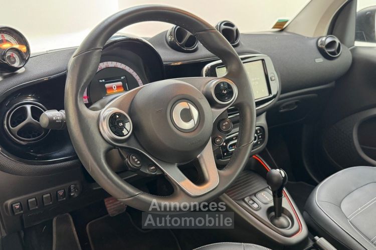 Smart Fortwo Coupé EQ 82 ch Prime 1ere main/Toit pano/Cuir/CarPlay/Caméra/Jantes16 - <small></small> 14.490 € <small>TTC</small> - #5
