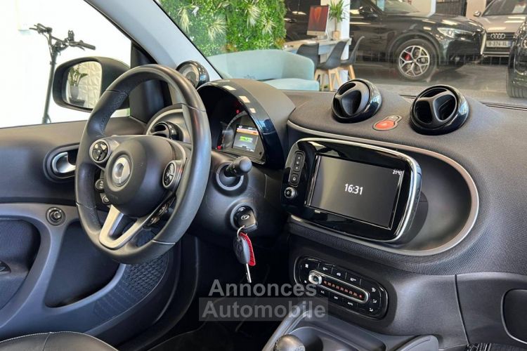 Smart Fortwo Coupe III Electrique 82ch prime - <small></small> 13.900 € <small>TTC</small> - #21