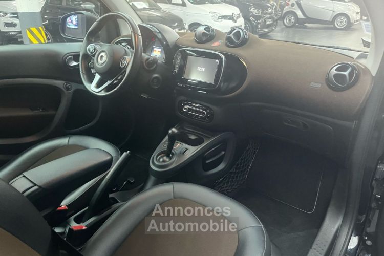 Smart Fortwo COUPE PERFECT 1.0 71CV TWINAMIC - <small></small> 12.490 € <small>TTC</small> - #17