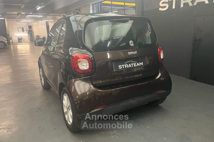 Smart Fortwo COUPE PERFECT 1.0 71CV TWINAMIC - <small></small> 12.490 € <small>TTC</small> - #32