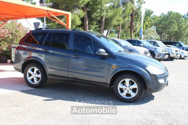 SSangyong Kyron 4X4 270 XDI 165CV BVA SEQ PACK SPORT/LUXE 5PT 09/2010 ETAT PARFAIT GTIE 6 MOIS MOT/BTE/PONT - <small></small> 11.990 € <small>TTC</small> - #5