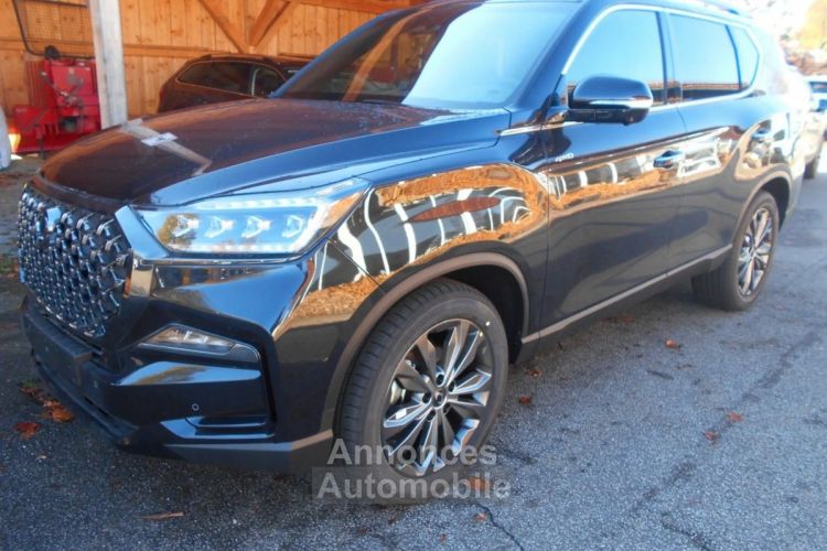 SSangyong Rexton 2024 Blackline - <small></small> 65.800 € <small></small> - #5