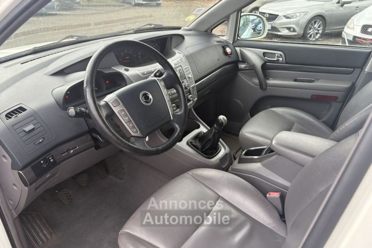 SSangyong Rodius 200 E-XDI 155CH 2WD - <small></small> 14.990 € <small>TTC</small> - #4