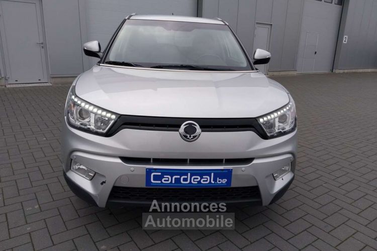 SSangyong Tivoli 1.6 e-XDi 2WD-CUIR-CAMERA-BLUETOOTH-GARANTIE- - <small></small> 8.990 € <small>TTC</small> - #2