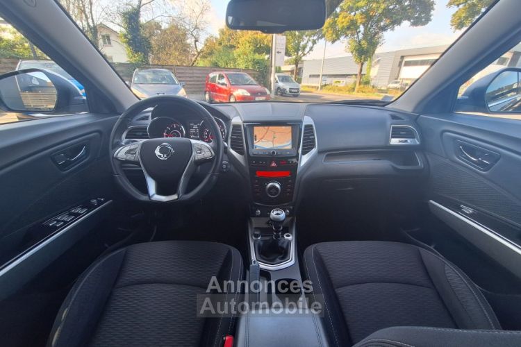 SSangyong Tivoli 160 e-XDI 115 ch 2WD Sport Bi-Ton - <small></small> 9.990 € <small>TTC</small> - #18