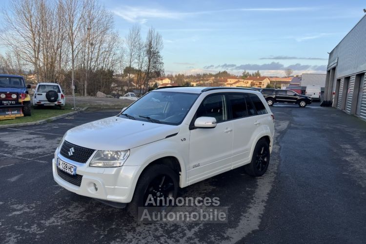 Suzuki Grand Vitara 3.2 L V6 233 CV Luxe - <small></small> 20.700 € <small></small> - #4