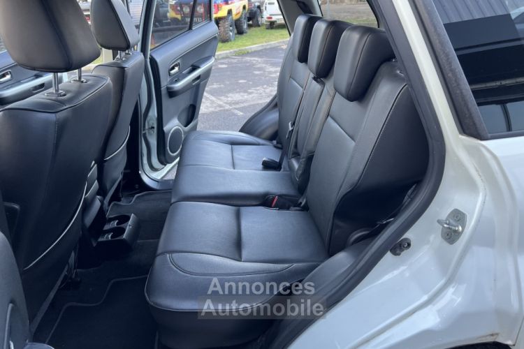 Suzuki Grand Vitara 3.2 L V6 233 CV Luxe - <small></small> 20.700 € <small></small> - #15