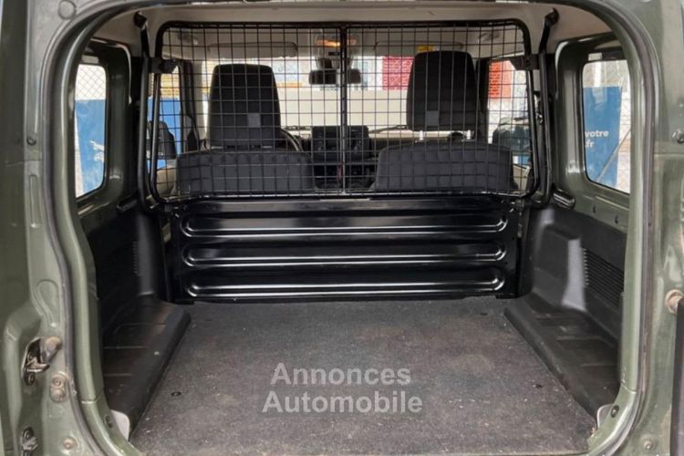 Suzuki Jimny 1.5i VVT - 102  2018 Privilège Entreprise - <small></small> 26.000 € <small>TTC</small> - #4