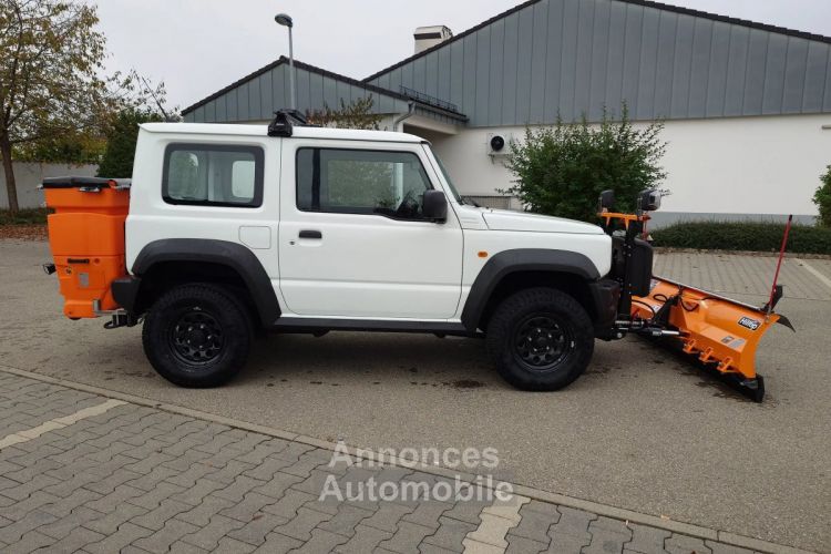 Suzuki Jimny 2024 Comfort Winterdienst mit Schneeschild & Streuer - <small></small> 60.690 € <small></small> - #1