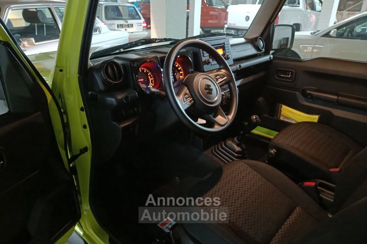 Suzuki Jimny VAhicule Tout Terrain FermA 1.5 AllGrip 102cv - <small></small> 27.960 € <small></small> - #4