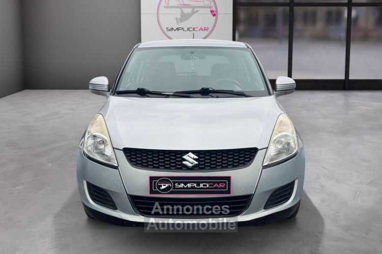 Suzuki Swift 1.2 VVT GL / 2ème main / Garantie 12 mois - <small></small> 3.490 € <small>TTC</small> - #2