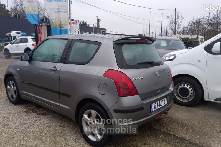 Suzuki Swift 1.3 VVT 92 GLX BVR - <small></small> 6.900 € <small>TTC</small> - #11