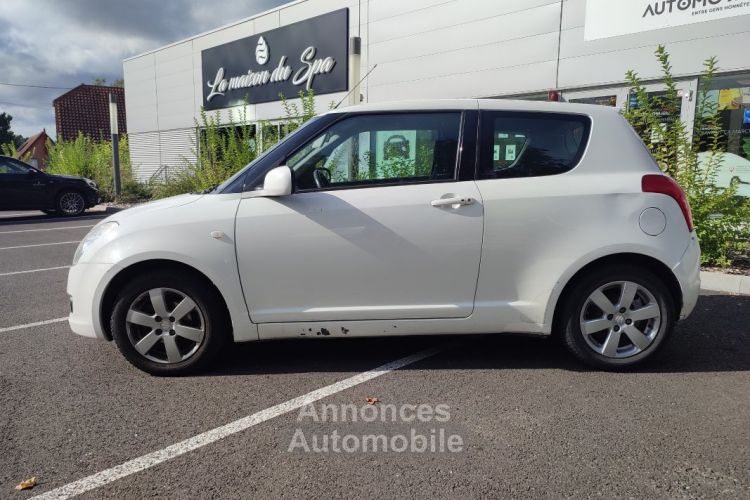 Suzuki Swift 1.3 VVT 92CH - <small></small> 3.790 € <small>TTC</small> - #2