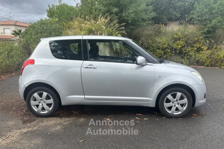 Suzuki Swift 1.3 VVT GLX BMR 3P - <small></small> 9.490 € <small>TTC</small> - #4