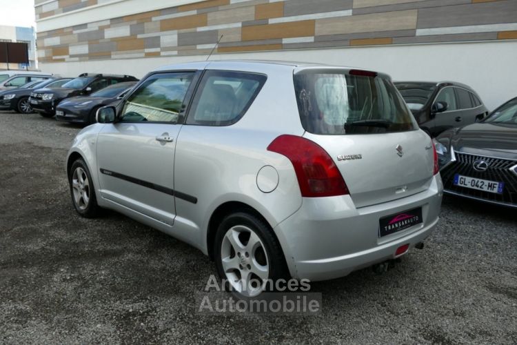 Suzuki Swift II 1.3 VVT 92 Ch GLX BVM5 - <small></small> 4.490 € <small>TTC</small> - #4