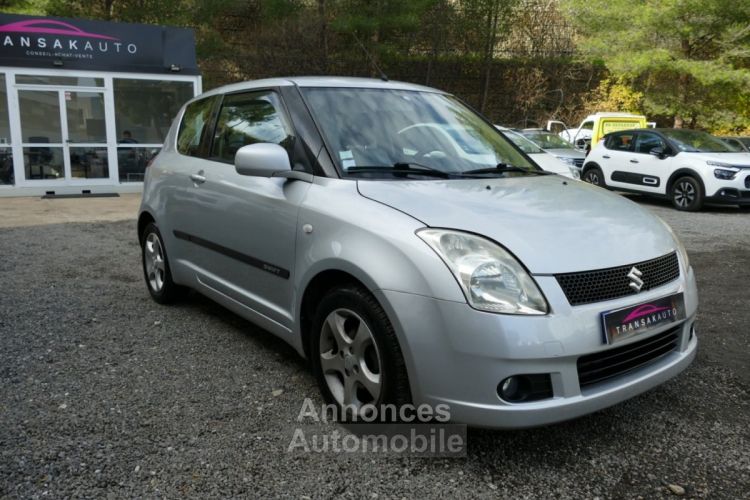 Suzuki Swift II 1.3 VVT 92 Ch GLX BVM5 - <small></small> 4.490 € <small>TTC</small> - #9