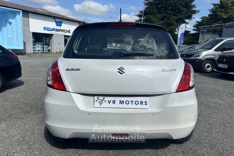 Suzuki Swift III 1.2 VVT 94ch Privilège - <small></small> 6.990 € <small>TTC</small> - #6