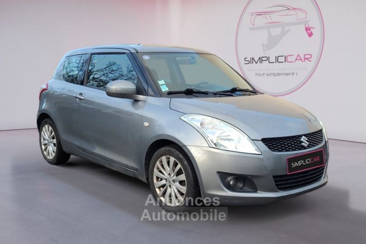 Suzuki Swift III 1.2 VVT GL 94 - <small></small> 6.990 € <small>TTC</small> - #1