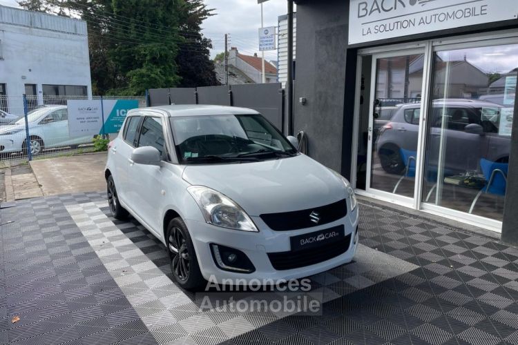 Suzuki Swift MY15 1.2 VVT Serie Speciale In The City - <small></small> 8.990 € <small>TTC</small> - #1