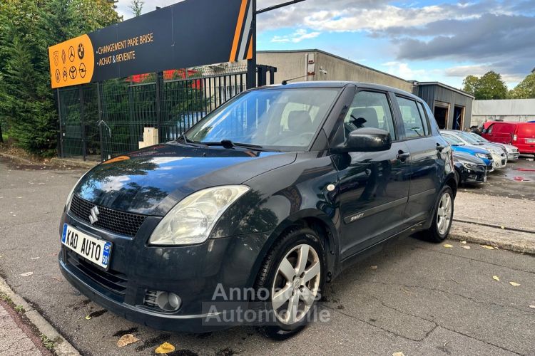 Suzuki Swift SUZUKI SWIFT II 1.5 CONFORT BVA 5P - <small></small> 5.995 € <small>TTC</small> - #1