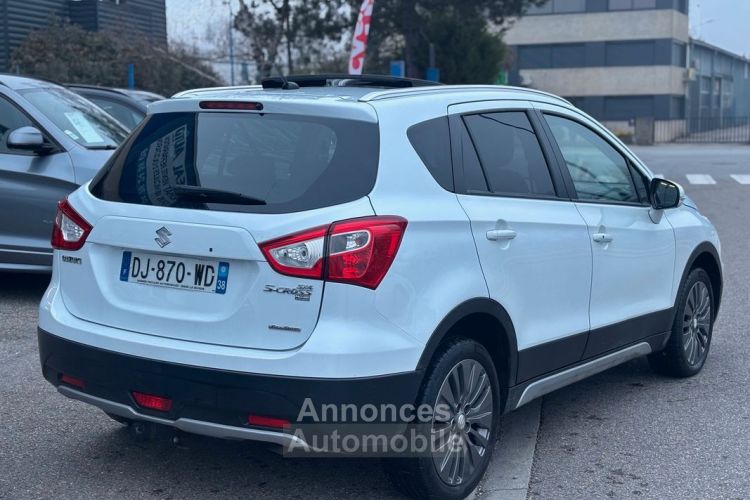 Suzuki SX4 S-Cross 1.6 DDIS 120 4x4 Pack Allgrip Toit panoramique - <small></small> 10.990 € <small>TTC</small> - #2