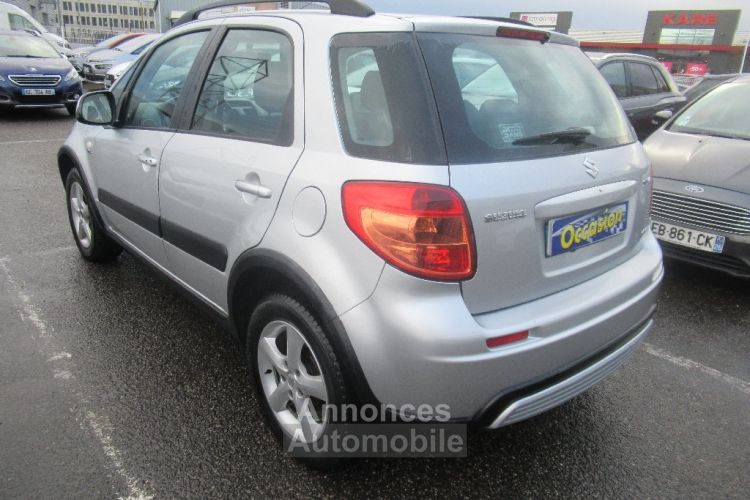 Suzuki SX4 S-Cross 1.9 DDiS GLX 4x4 - <small></small> 5.990 € <small>TTC</small> - #6