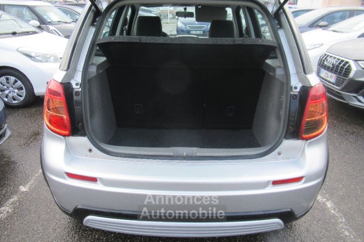 Suzuki SX4 S-Cross 1.9 DDiS GLX 4x4 - <small></small> 5.990 € <small>TTC</small> - #7