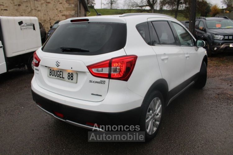 Suzuki SX4 S-Cross PRIVILEGE ALLGRIP 111 CV 4X4 GPS 3D CAMÉRA AUDIO USB JA 17 PK HIVER RÉGULATEUR - <small></small> 14.500 € <small>TTC</small> - #2