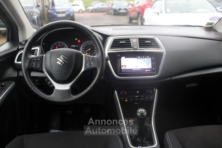 Suzuki SX4 S-Cross PRIVILEGE ALLGRIP 111 CV 4X4 GPS 3D CAMÉRA AUDIO USB JA 17 PK HIVER RÉGULATEUR - <small></small> 14.500 € <small>TTC</small> - #10