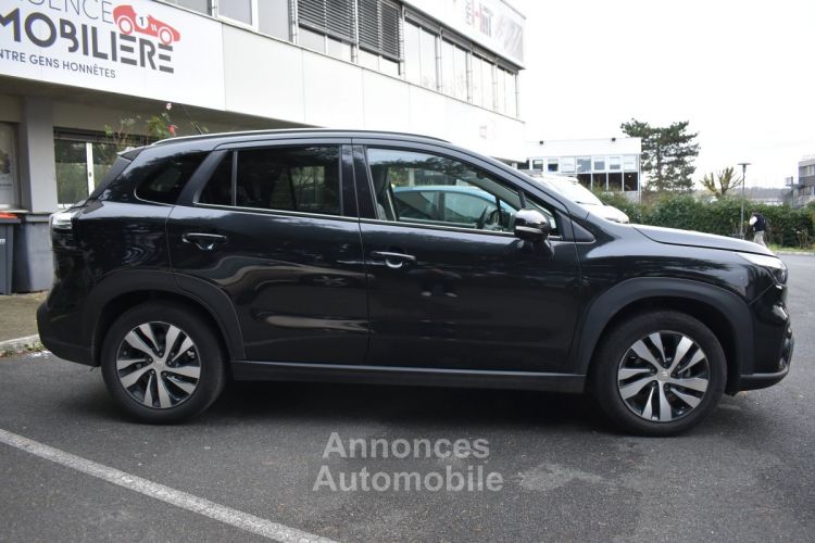 Suzuki SX4 S-Cross STYLE 1.5 Dualjet Hybrid AGS 116 cv Boîte auto tout option - <small></small> 21.990 € <small>TTC</small> - #8