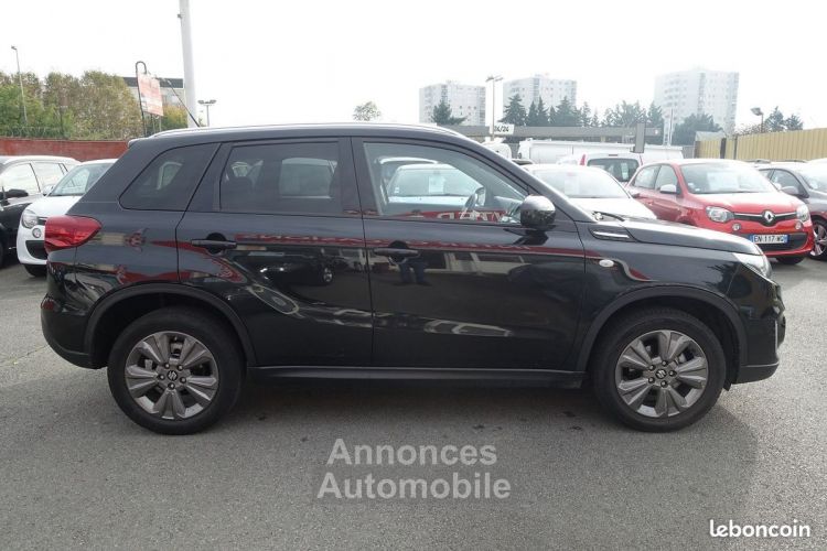 Suzuki Vitara 1.5 DUALJET HYBRID 102CH PRIVILEGE AUTO - <small></small> 15.290 € <small>TTC</small> - #3