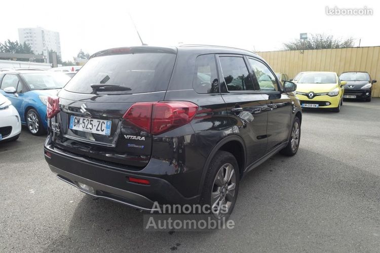 Suzuki Vitara 1.5 DUALJET HYBRID 102CH PRIVILEGE AUTO - <small></small> 15.290 € <small>TTC</small> - #4